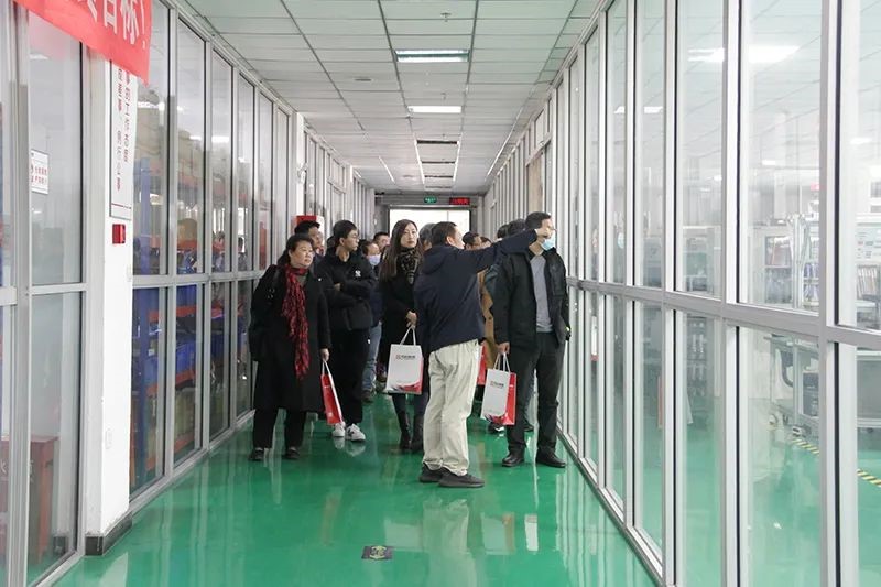 管家婆四肖三必出