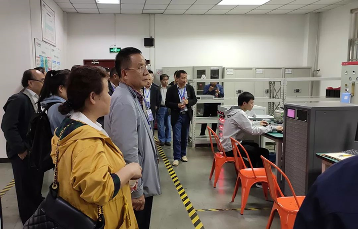 管家婆四肖三必出